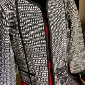 EXCLUSIVELY CHICO'S, Sz2 DRESSY JACKET EMB DESIGN